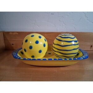 Berryware Salt & Pepper Shakers Tray Set Yellow Blue Screwball